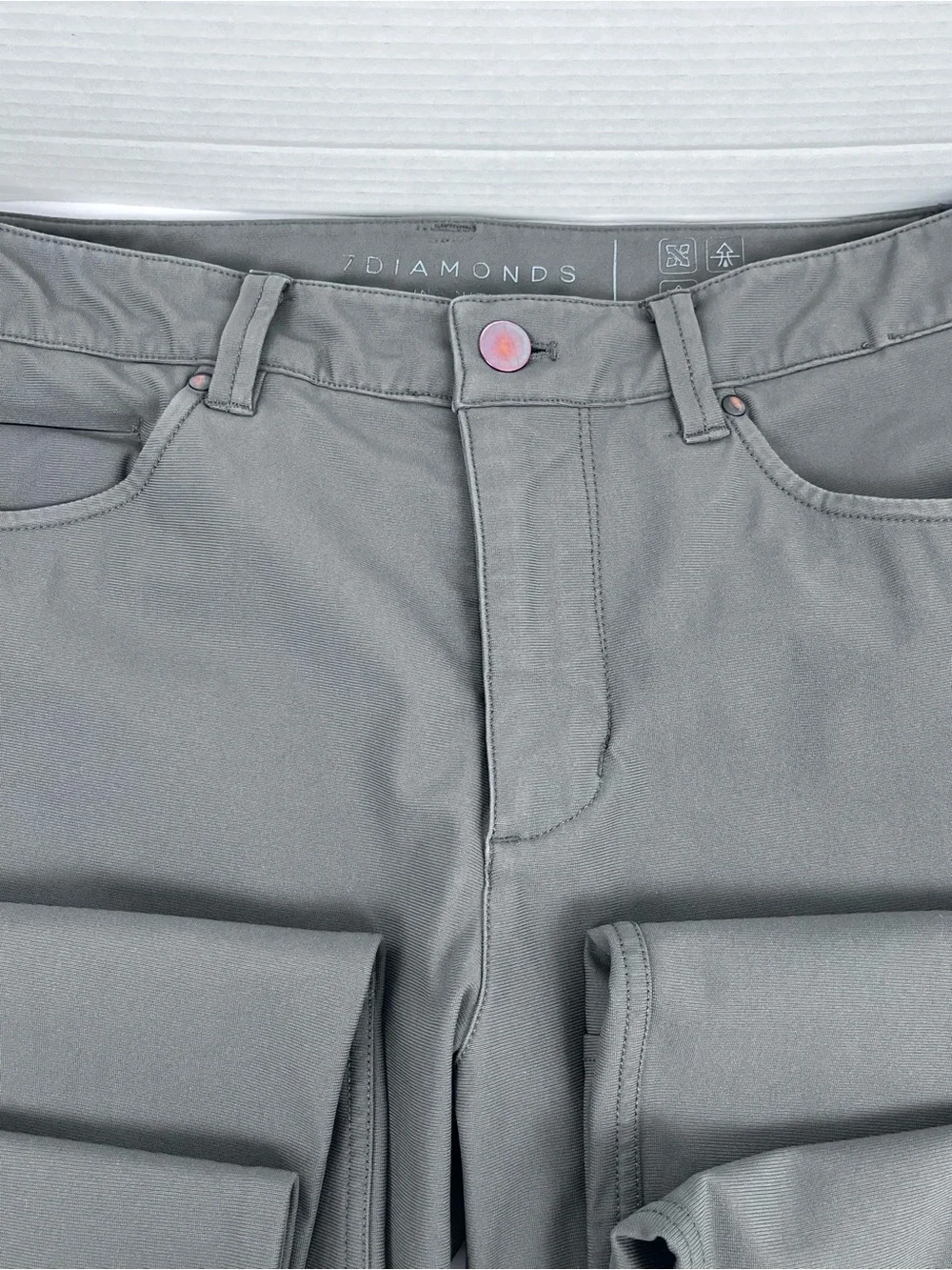 7 Diamonds Men's Infinity Performance 4-Way Stretch Chino Pants Size 32; Golf